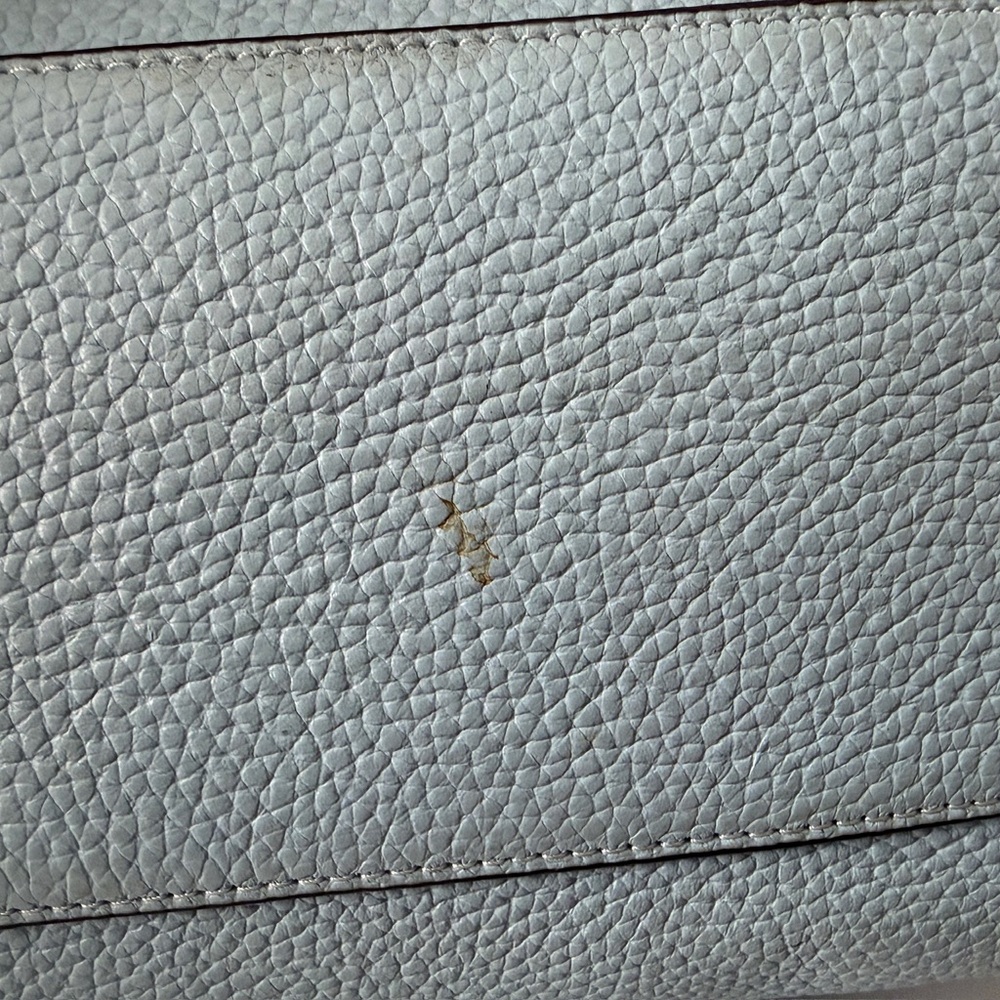 Henri Bendel Chambray Blue Hobo Bag Whipstitch Accent Zip Closure Gold Hardware - Picture 4 of 10